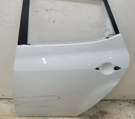 KIA Venga Rear door