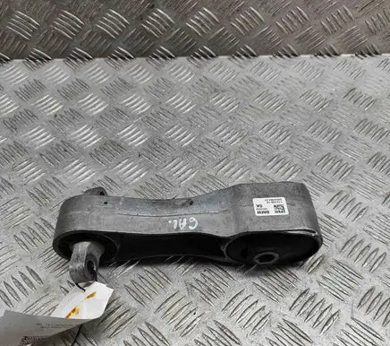 BMW 2 F44 Engine mount bracket 9454384