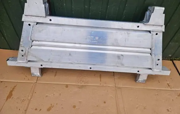 Volvo EX40 Front axle beam 32333818