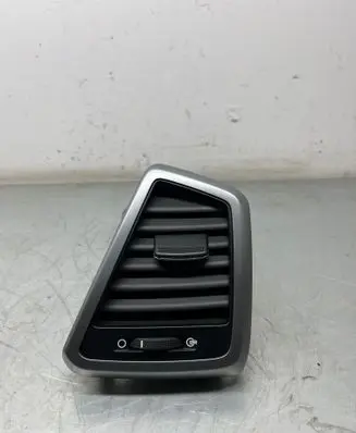 Hyundai Tucson TL Dashboard side air vent grill/cover trim 97490 D7000