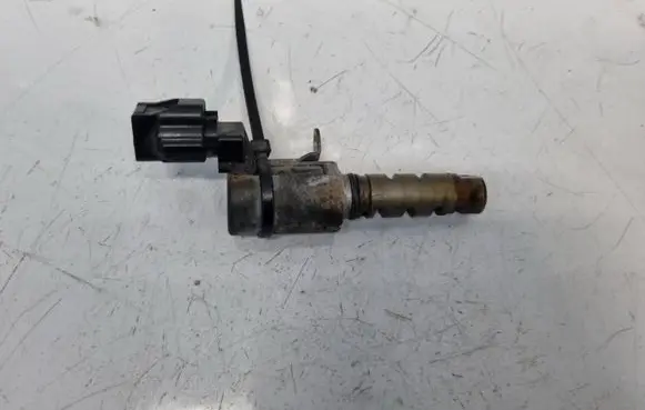 Toyota Prius (XW20) Camshaft vanos timing valve 210110340 21011-0340
