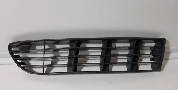 Audi A6 S6 C4 4A Front bumper lower grill 4A0807346A