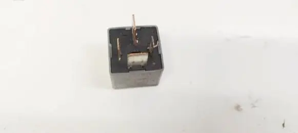 Ford C-MAX II Other relay 5m5t14b192ea v23136j4x62