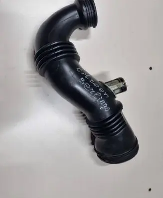 Air intake hose/pipe