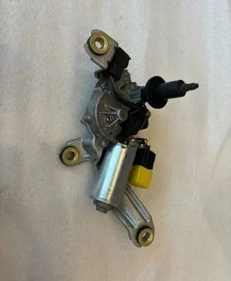 Volkswagen Polo V 6R Rear window wiper motor 0390201216