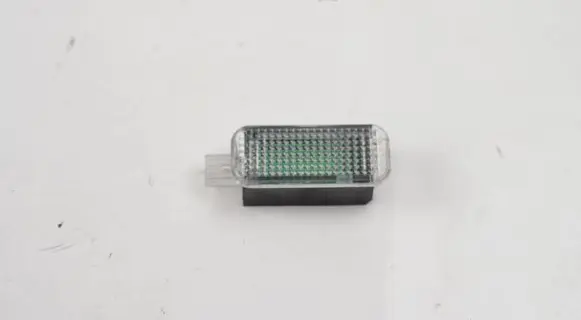 Audi A6 S6 C7 4G Rear door interior light 8J0947409 8J0947409B