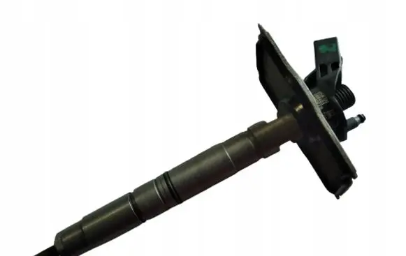 Audi Q7 4L Fuel injector 05A130277