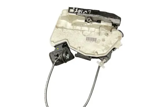Skoda Octavia Mk3 (5E) Rear door lock 5E0839015