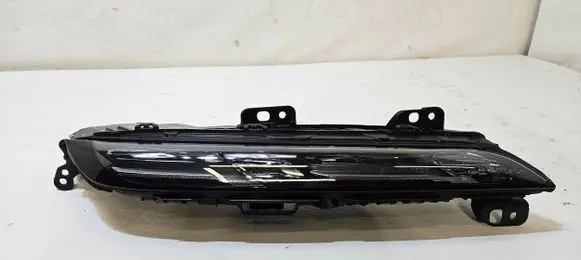 BMW 7 G70 Headlight/headlamp 9879936
