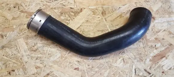 Renault Clio IV Intercooler hose/pipe 6670974
