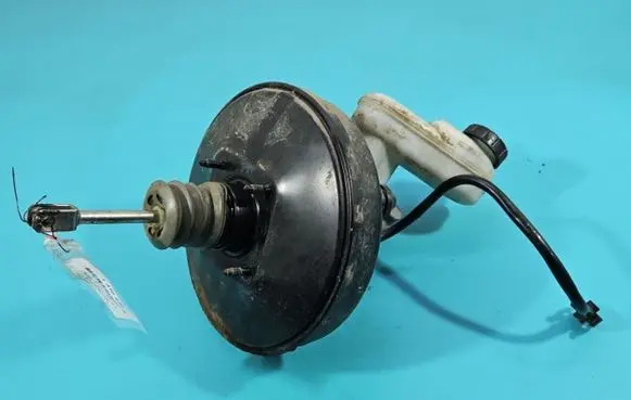 Renault Twingo II Brake booster 8200910008A IMPRK1410926