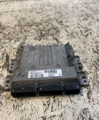 Nissan Juke I F15 Engine control unit/module 237101082r