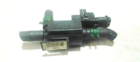 Volvo S60 Turbo solenoid valve 72224006 8627299