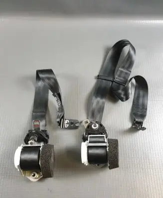 Ford Ecosport Set of seat belts GN15A611B68 GN15A611B68ECW GN15A611B69