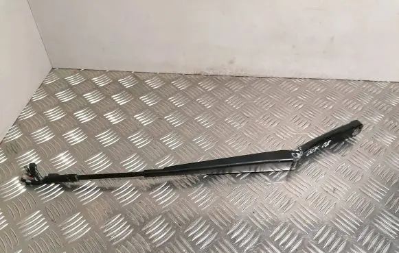 Skoda Octavia Mk2 (1Z) Front wiper blade arm 1Z1955409