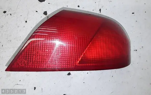Alfa Romeo 166 Rear/tail lights E353940