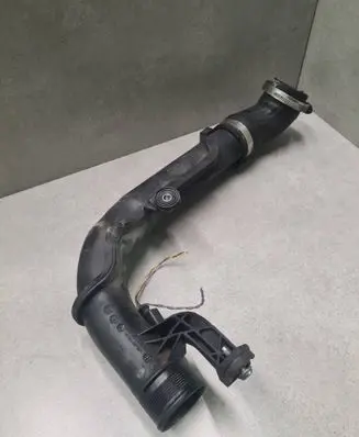 Volkswagen PASSAT B6 Intercooler hose/pipe 1K0145770ae