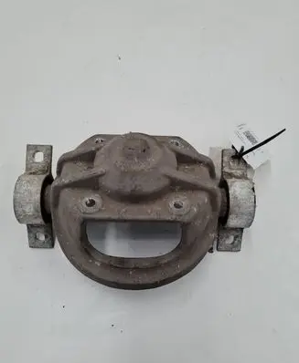 Volkswagen Touareg I Front shock absorber mounting bracket 7L0512345B
