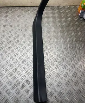Mercedes-Benz S W220 Front sill trim cover A2206800235