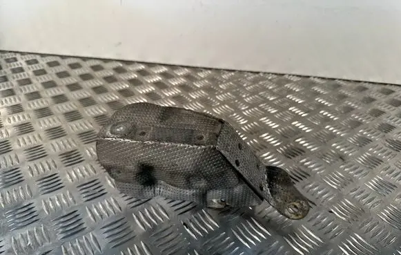Volvo V60 Heat shield in engine bay 30757296