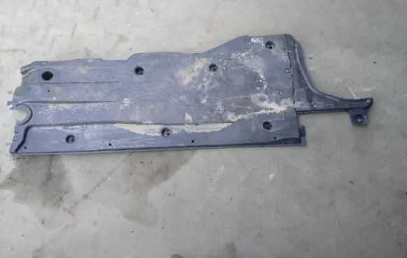 Audi A3 8Y Center/middle under tray cover 5WA825202H