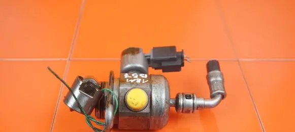 BMW 1 F20 F21 In-tank fuel pump 0261520150 N13B16A