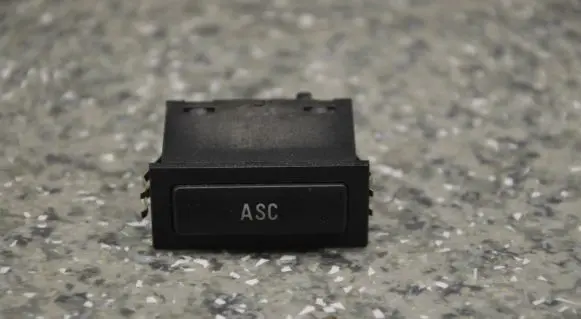 Traction control (ASR) switch