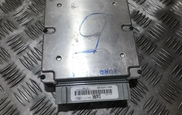 Ford Escort Engine control unit/module 98ab12a650bdb 98ab-12a650-bdb