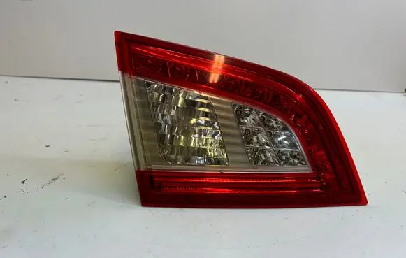 Peugeot 508 Rear/tail lights 89501199 9686780580