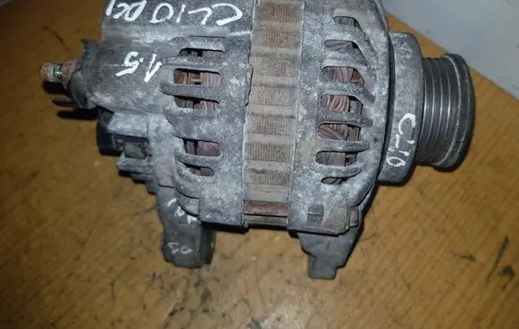 Renault Clio II Generator/alternator 8200120286 A002TB6481