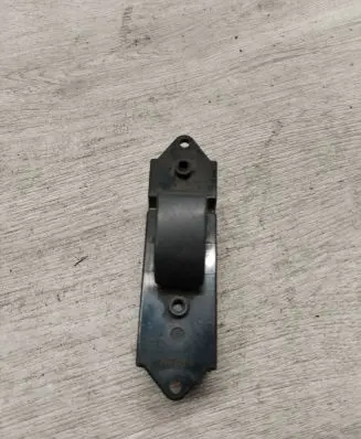 Mitsubishi Lancer Electric window control switch MR587879