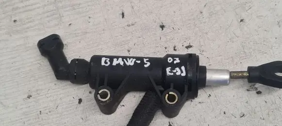 BMW 5 E39 Clutch master cylinder 21521165010