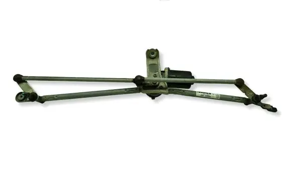 Ram 1500 Front wiper linkage and motor 916251065