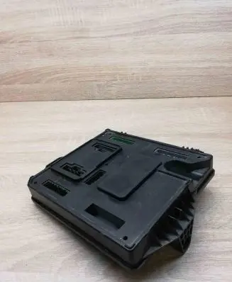 Renault Megane III Comfort/convenience module 284b15986r s180098101