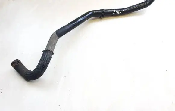 Toyota Avensis T270 Engine coolant pipe/hose