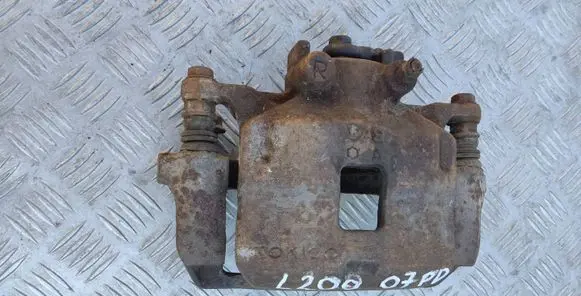 Mitsubishi L200 Front brake caliper 