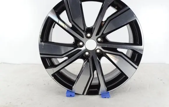 Volvo XC60 Original wheel cap 32243376