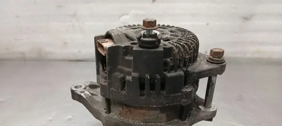 Mitsubishi Outlander Generator/alternator 1800A121