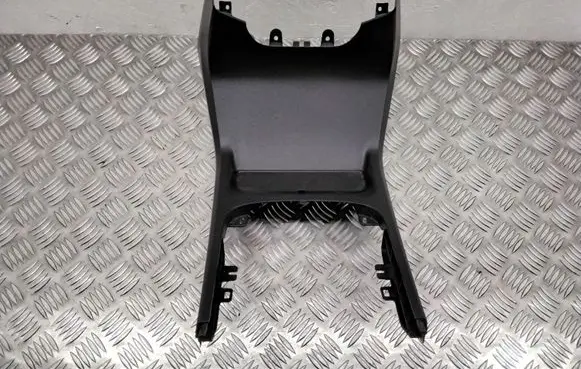 Volvo V70 Center console 39997246 30781504