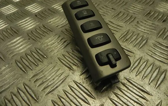 Fiat Croma Other switches/knobs/shifts 735398204