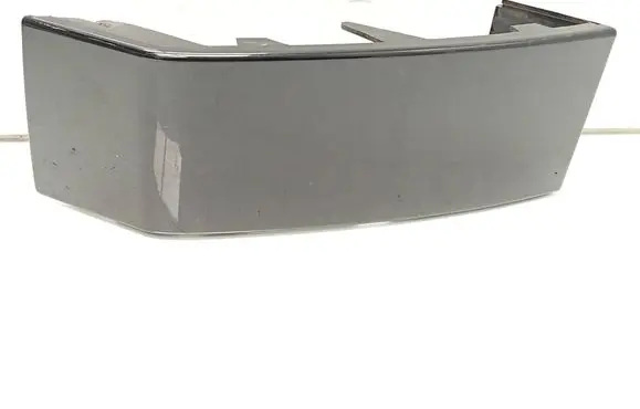Volvo XC90 Rear/tail light trim molding 30698133