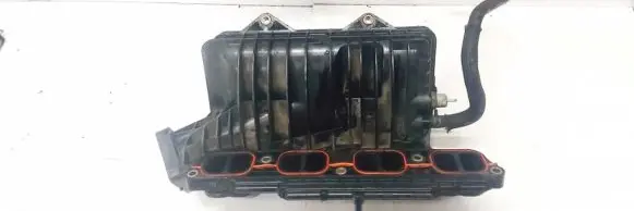 Toyota Avensis T250 Intake manifold