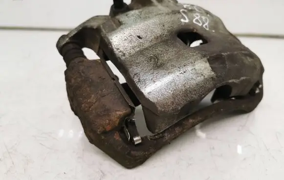 Nissan NV200 Front brake caliper
