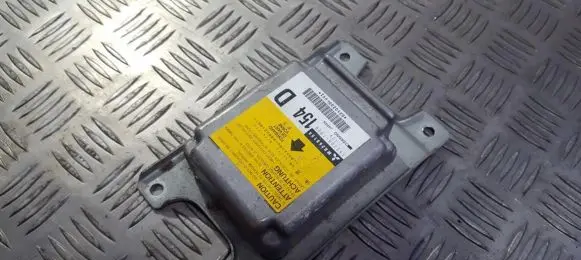 Mitsubishi Space Wagon Airbag control unit/module mr268154 152300-1020154d