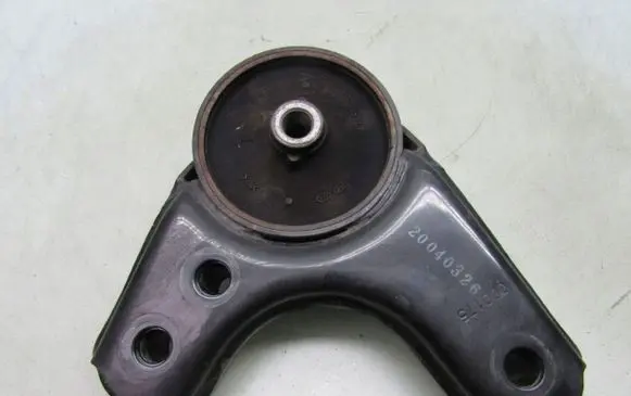 KIA Soul Engine mount vacuum valve 20040326