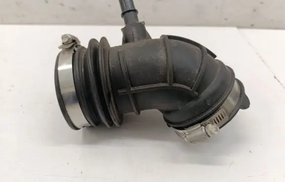 Ford Kuga III Air intake duct part LX619R504MA