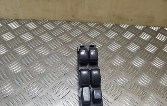 KIA Sorento Electric window control switch