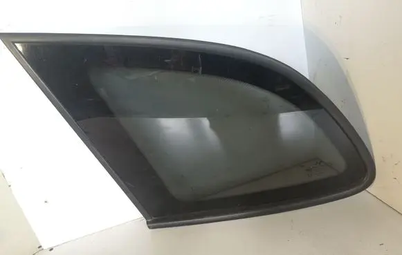 Hyundai Santa Fe Rear side window