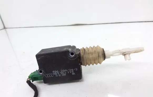Audi A6 S6 C5 4B Tailgate boot lock/latch motor 4B9962115