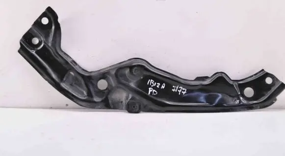 Front bumper mounting bracket
